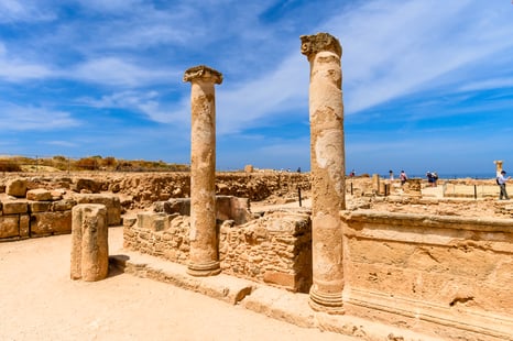 shutterstock_1660871755